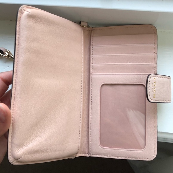 Perfect Condition Pink Coach Wristlet Wallet - Picture 6 of 6
